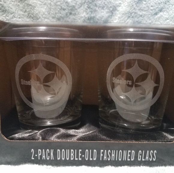 All new STEELERS logo'd 2 pc old fashion glasses - Picture 1 of 5